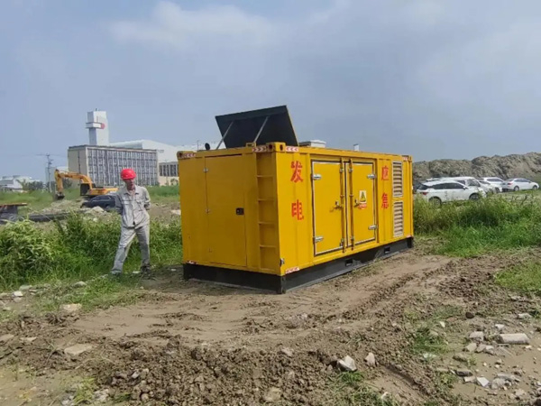 柯城200KW柴油发电机机组每小时的油耗量受哪些因素影响?